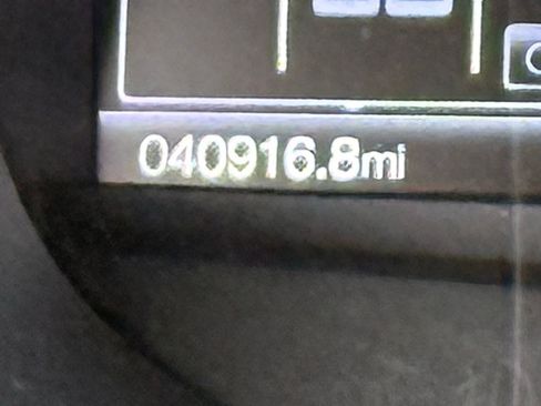 Certified 2022 Ford Edge SE image 28