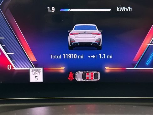 Certified 2024 BMW i4 eDrive40 w/ M Sport Package RWD image 34