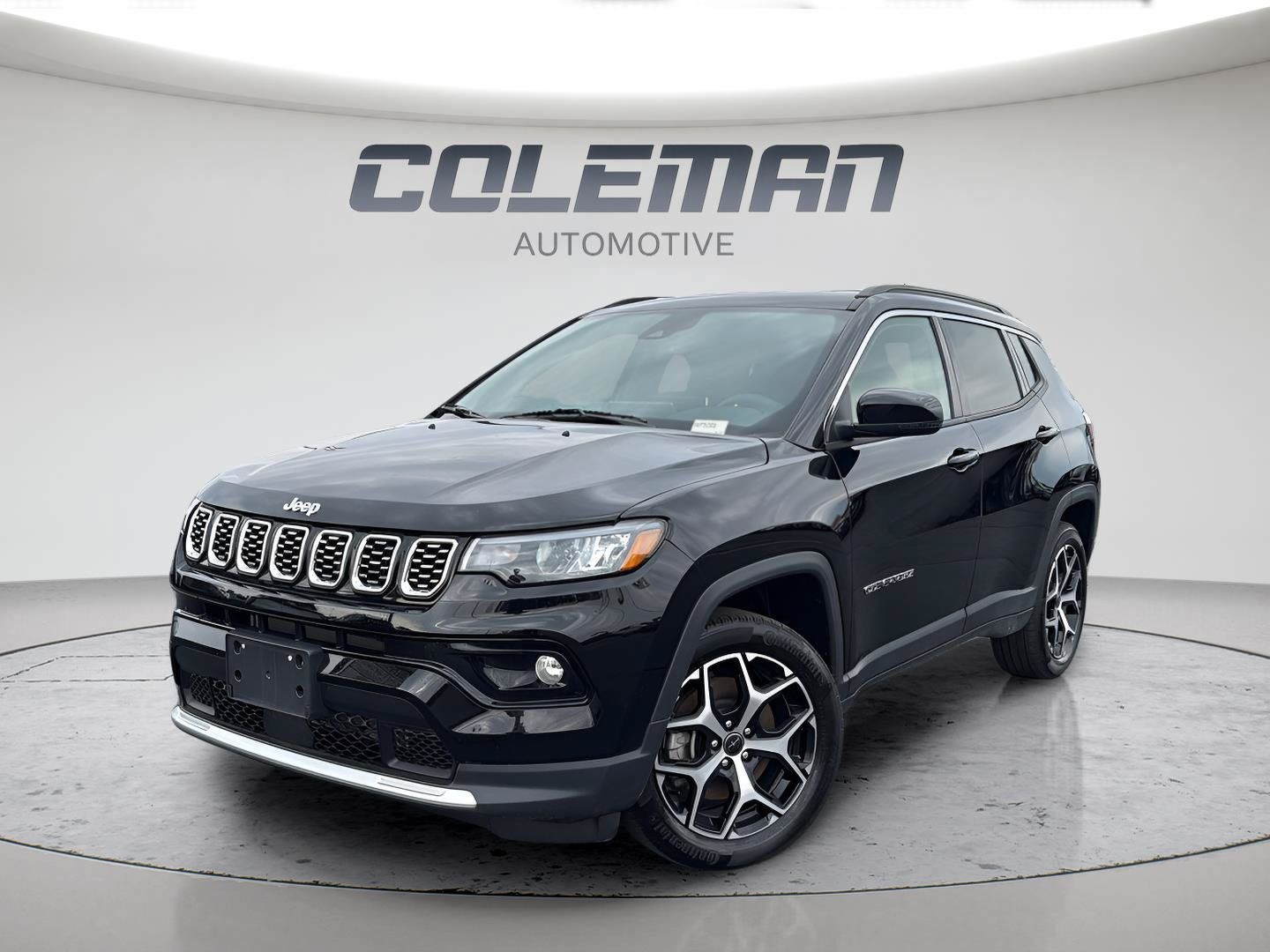 Used 2025 Jeep Compass Limited AWD/4WD image 1