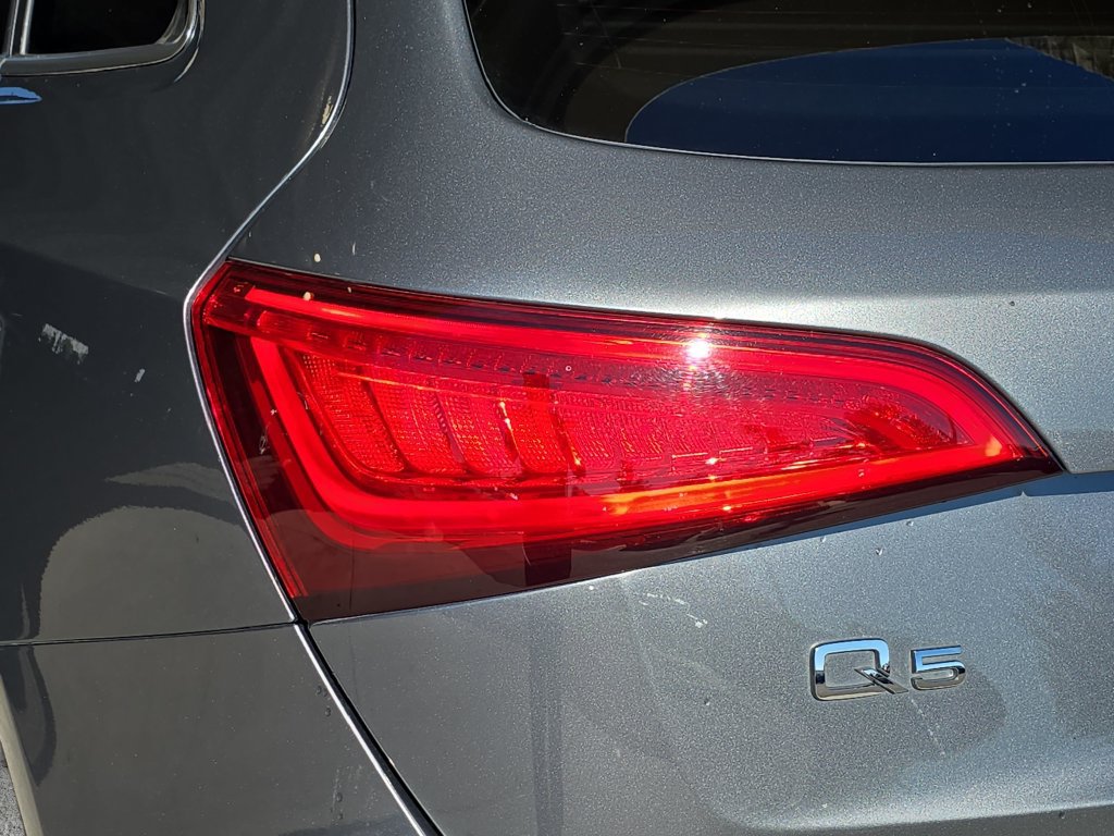 Used 2017 Audi Q5 2.0T Premium Plus AWD/4WD image 35