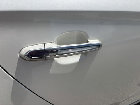 Used 2014 Cadillac XTS Premium w/ Driver Assist Package image 40