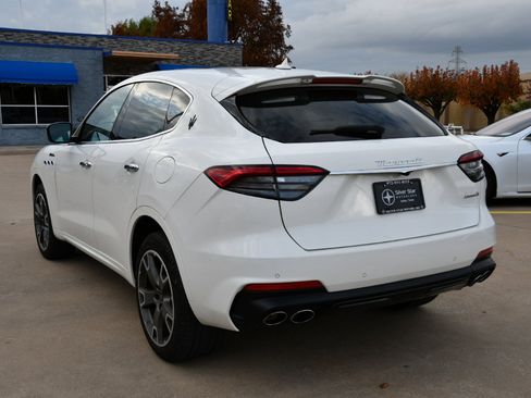 Used 2023 Maserati Levante Modena image 5