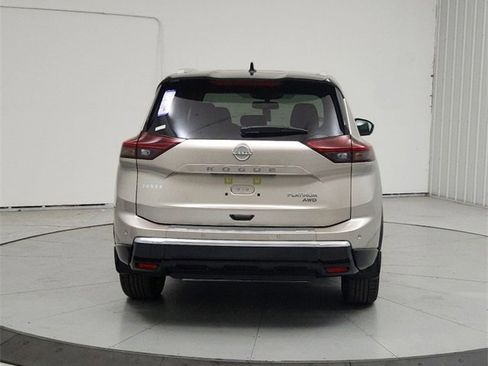 New 2026 Nissan Rogue Platinum w/ Platinum Premium Package image 6
