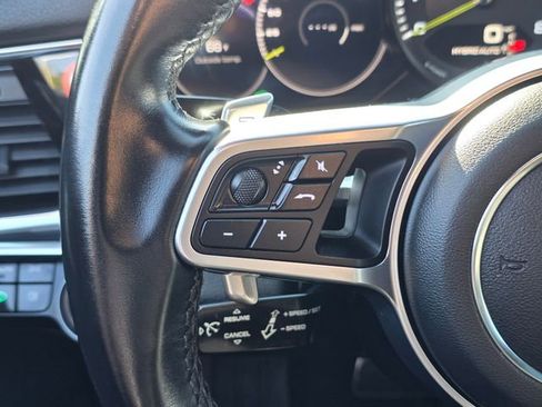 Used 2019 Porsche Panamera 4 image 22