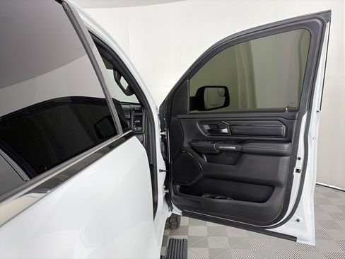 Used 2023 RAM 1500 Limited w/ Bed Utility Group image 31