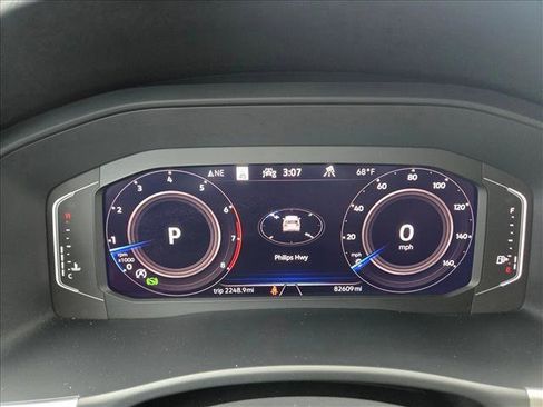 Used 2022 Volkswagen Atlas Cross Sport SEL Premium R-Line AWD/4WD image 10