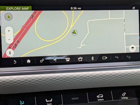 Used 2019 Land Rover Range Rover Velar R-Dynamic SE image 14