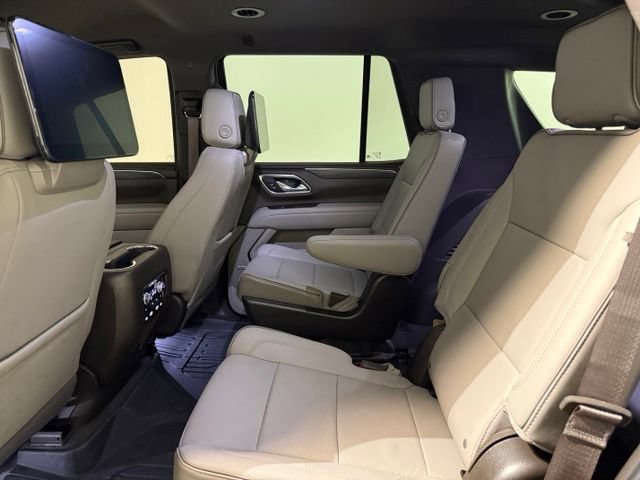 Certified 2024 GMC Yukon SLT w/ SLT Luxury Package AWD/4WD image 27