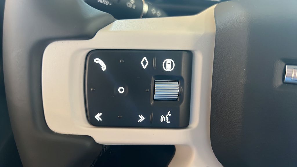 New 2026 Land Rover Defender 110 S AWD/4WD image 30