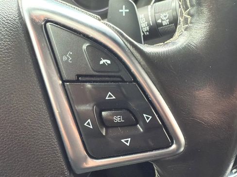 Used 2019 Chevrolet Camaro LS image 11