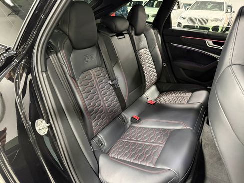 Used 2021 Audi RS 6 w/ Carbon Optic Package image 63