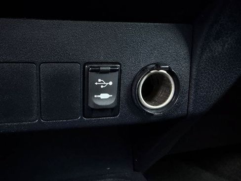 Used 2016 Toyota RAV4 Limited FWD image 20