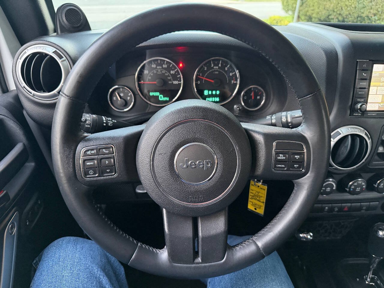 Used 2014 Jeep Wrangler Unlimited Sahara w/ Connectivity Group AWD/4WD image 29