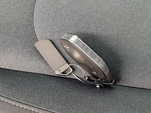 Used 2025 Kia K4 FWD image 32