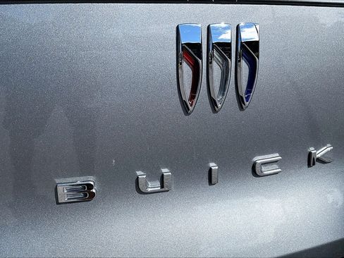 Used 2024 Buick Envista Preferred w/ Convenience II Package FWD image 10