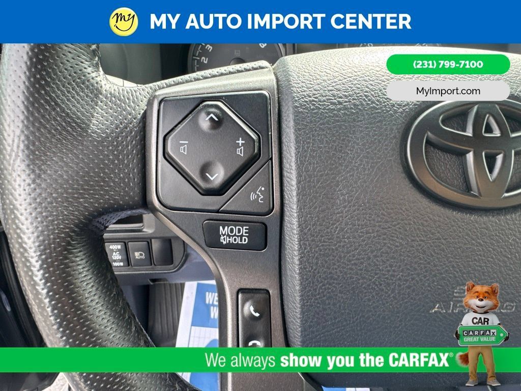 Used 2018 Toyota Tacoma TRD Sport AWD/4WD image 16