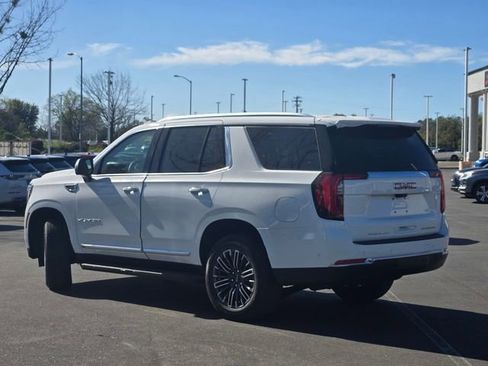 New 2026 GMC Yukon Elevation image 6