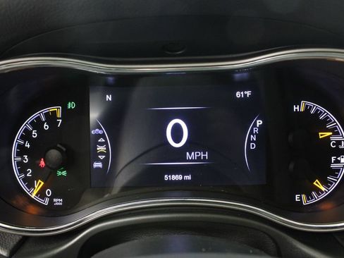 Used 2020 Jeep Grand Cherokee Limited w/ Premium Lighting Group RWD image 10