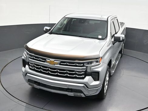 Used 2022 Chevrolet Silverado 1500 LTZ RWD image 26