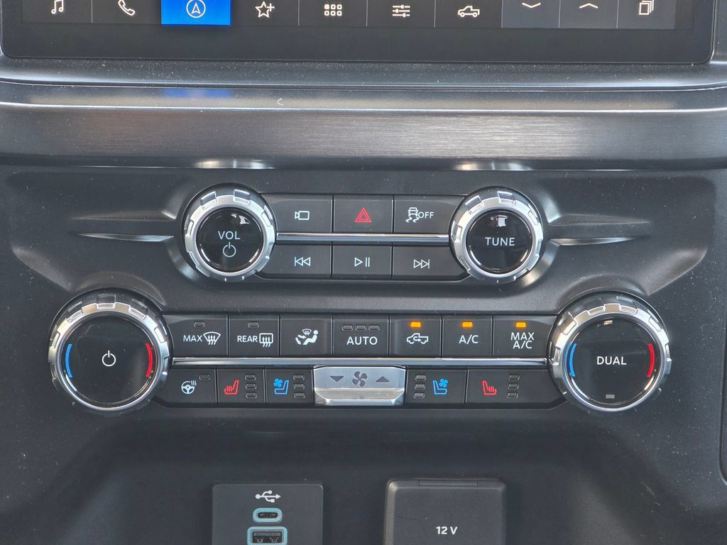 New 2026 Ford F350 Lariat w/ Chrome Package AWD/4WD image 15