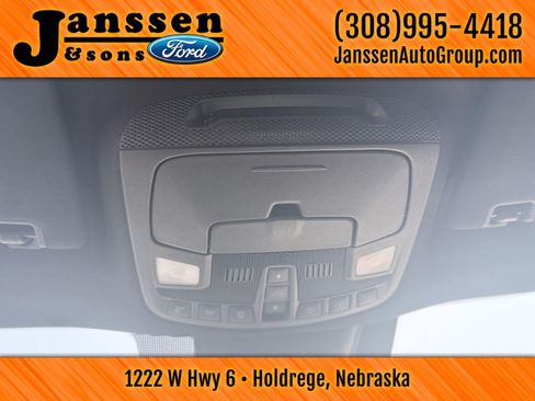 Used 2020 Ford Expedition XLT w/ Equipment Group 202A AWD/4WD image 24