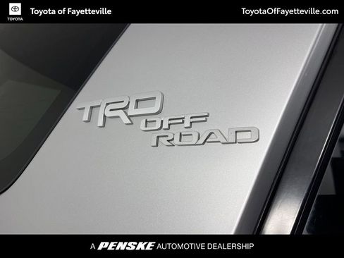 Used 2020 Toyota 4Runner TRD Off-Road image 4