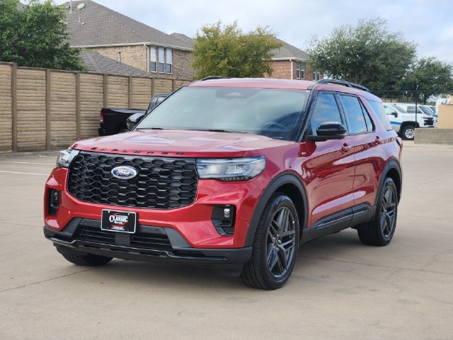 Used 2025 Ford Explorer ST-Line w/ Premium Package RWD image 11