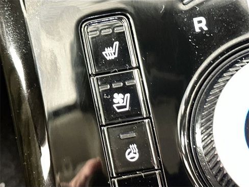 Used 2023 Kia Niro Wave w/ Wave Preserve Package image 18