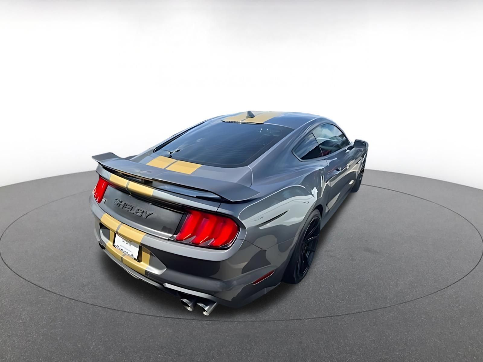 Used 2022 Ford Mustang GT Premium w/ GT Performance Package RWD image 4