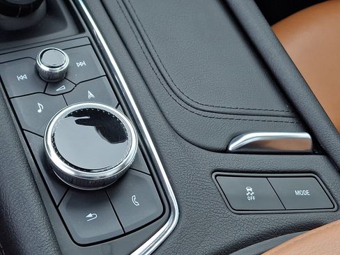 Used 2023 Cadillac XT5 Premium Luxury image 26