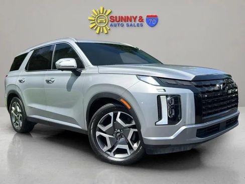 Used 2023 Hyundai Palisade SEL w/ Premium Package AWD/4WD image 1