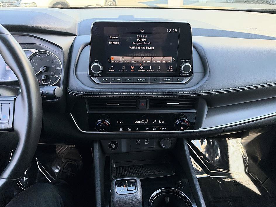 Certified 2025 Nissan Rogue SV AWD/4WD image 18