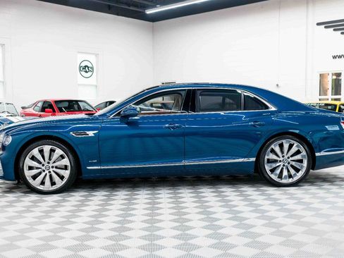 Used 2022 Bentley Flying Spur W12 AWD/4WD image 10