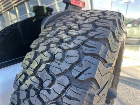 Used 2020 Jeep Wrangler Unlimited Rubicon w/ Dual Top Group image 49