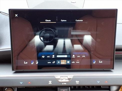 New 2026 Lexus ES 350e FWD image 23