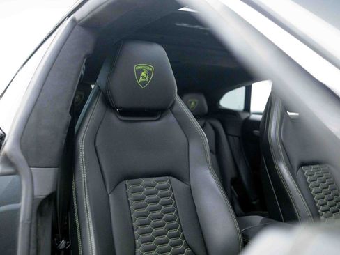 Used 2019 Lamborghini Urus AWD/4WD image 72