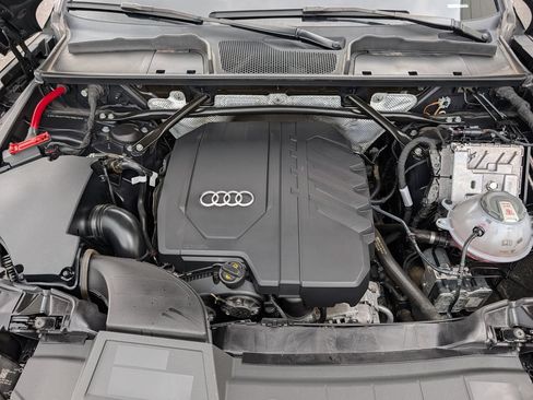 Used 2023 Audi Q5 2.0T Premium Plus w/ Premium Plus Package AWD/4WD image 13