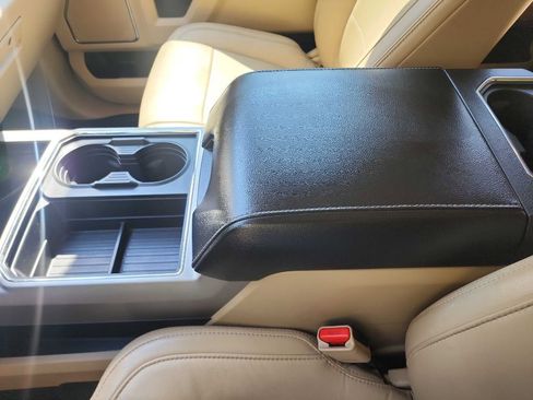 Used 2017 Ford F350 Lariat w/ Lariat Ultimate Package image 33