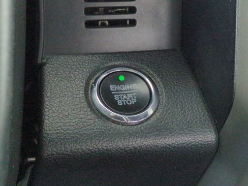 Used 2020 Ford F150 Lariat w/ Equipment Group 502A Luxury AWD/4WD image 33