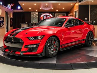 Used 2021 Ford Mustang Shelby GT500 w/ Carbon Fiber Track Pack RWD video 1
