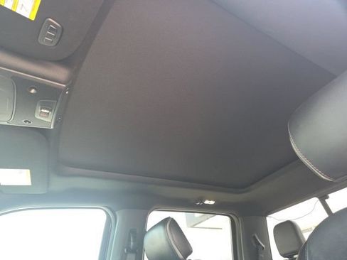 Used 2018 Ford F150 Platinum w/ Equipment Group 701A Luxury AWD/4WD image 10