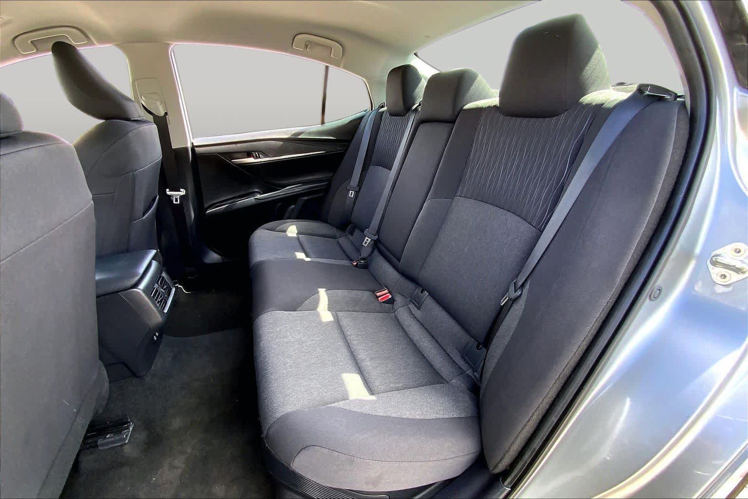 Used 2025 Toyota Camry LE FWD image 20