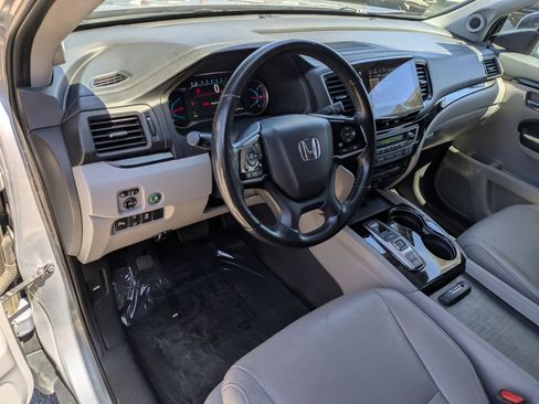 Used 2019 Honda Pilot Elite image 12