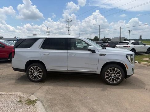 New 2026 GMC Yukon Denali w/ Sun & Power Step Package AWD/4WD image 7