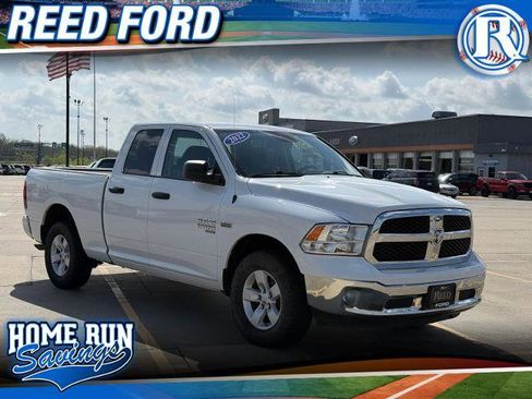 Used 2022 RAM 1500 Classic SLT w/ Electronics Group AWD/4WD image 1