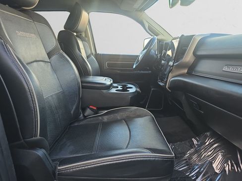 Used 2024 RAM 2500 Laramie image 15