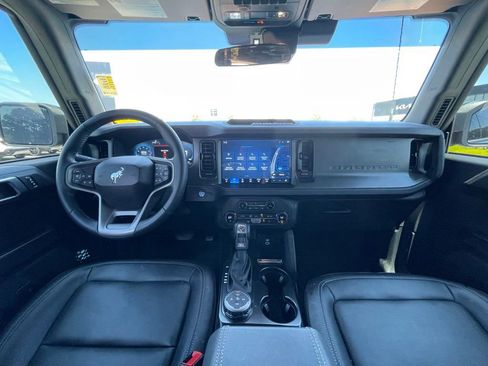 Used 2025 Ford Bronco Big Bend w/ Black Diamond Package AWD/4WD image 28