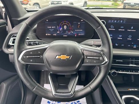 Used 2026 Chevrolet Traverse LT AWD/4WD image 17