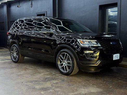 Used 2018 Ford Explorer Sport w/ Equipment Group 401A image 11