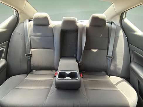 Certified 2025 Nissan Altima 2.5 S FWD image 10